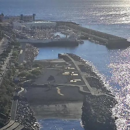 Апартаменты And The Ocean *